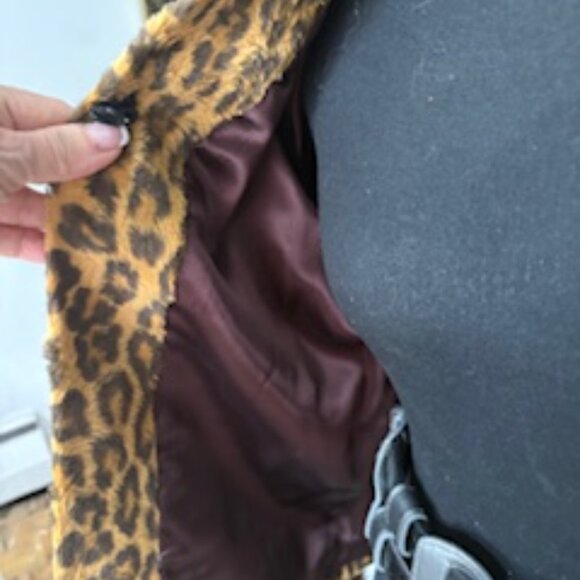 Faux Fur short jacket with fur collar & cuffs - Picture 10 of 13